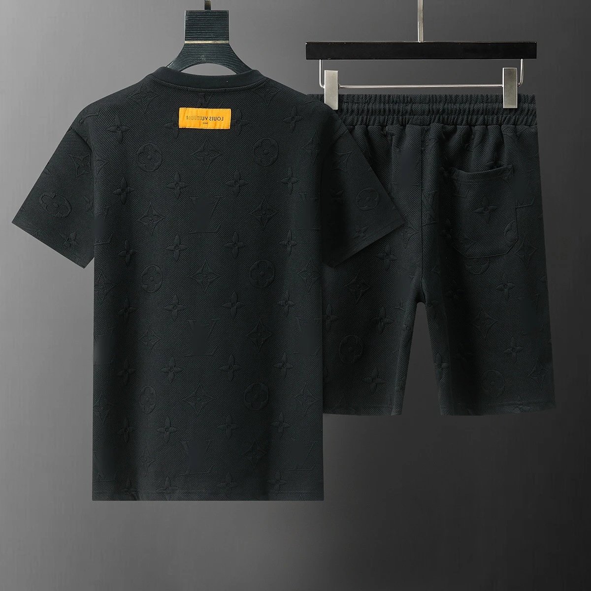 6535 Black