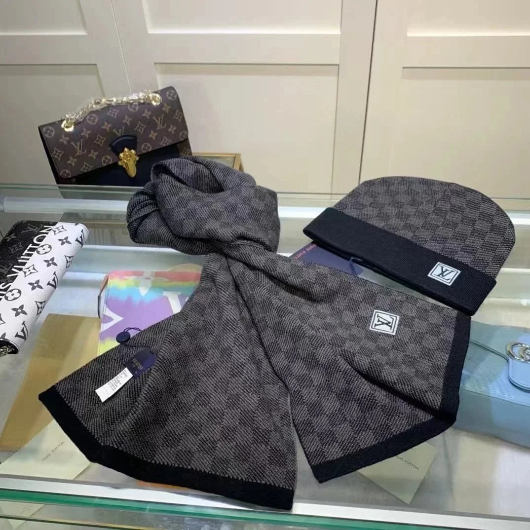 Two piece set 11 (L woven label)