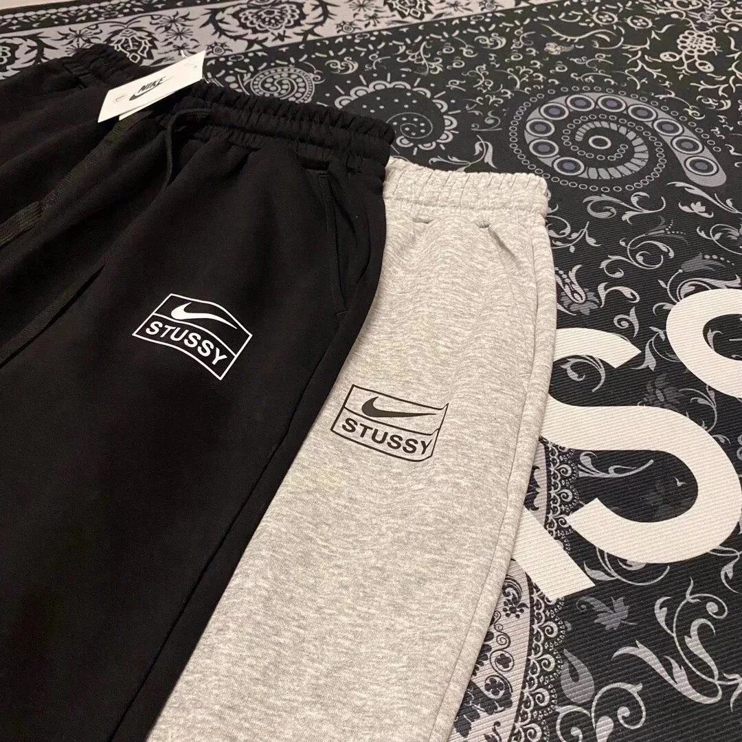 Stussy x Nike Fleece Joggers Black photo 6