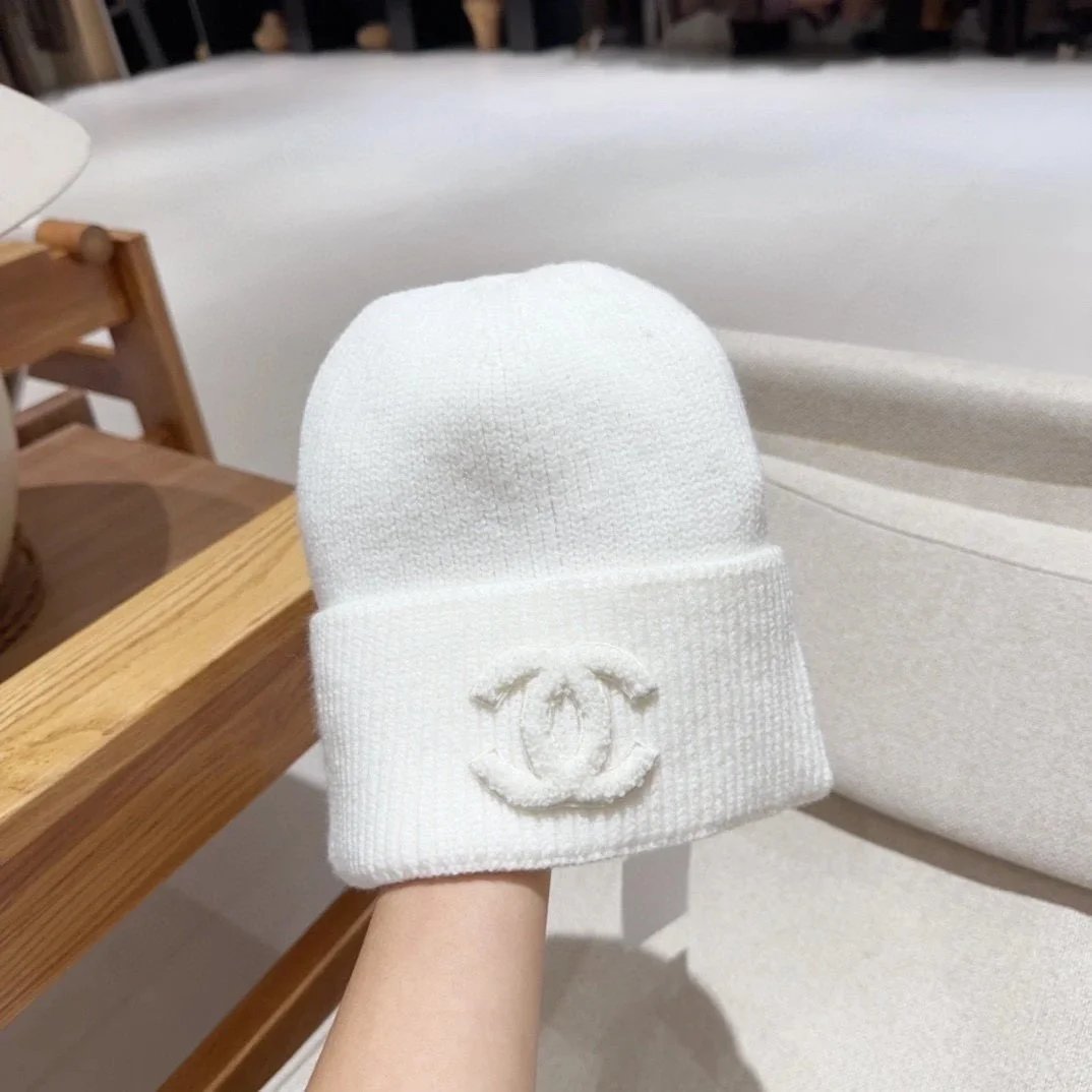 Knit Beanie photo 4