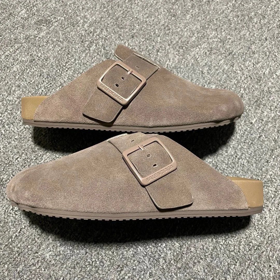 Limited Edition Sandals photo 6