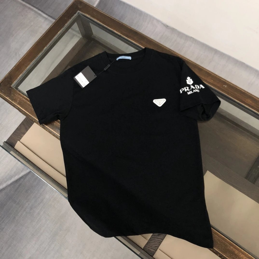 Print Short Sleeve T-Shirt photo 7
