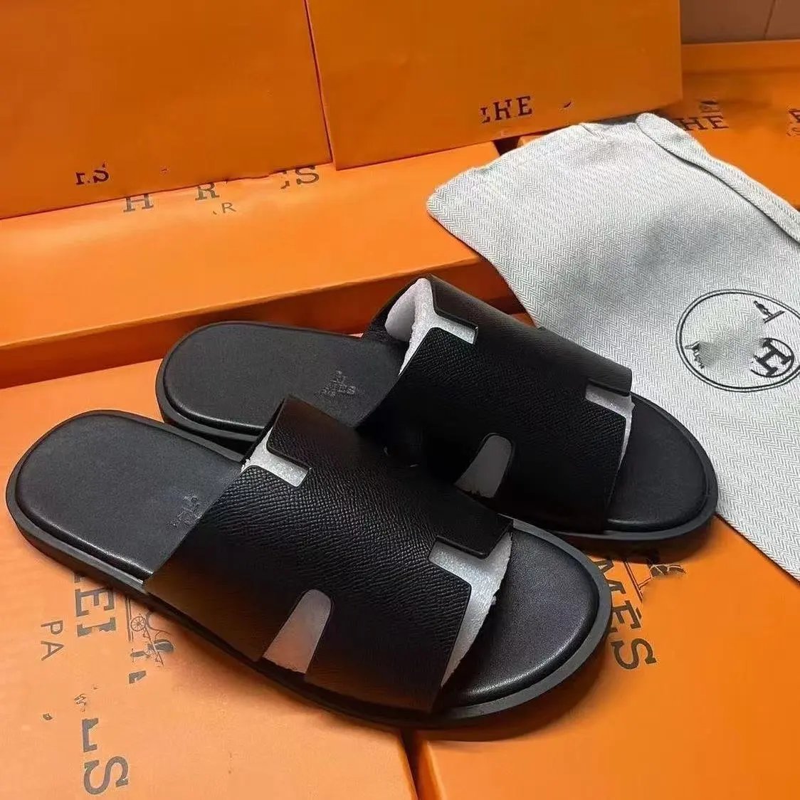 Hermes Hermès Oran Slide Sandals T-Shirt