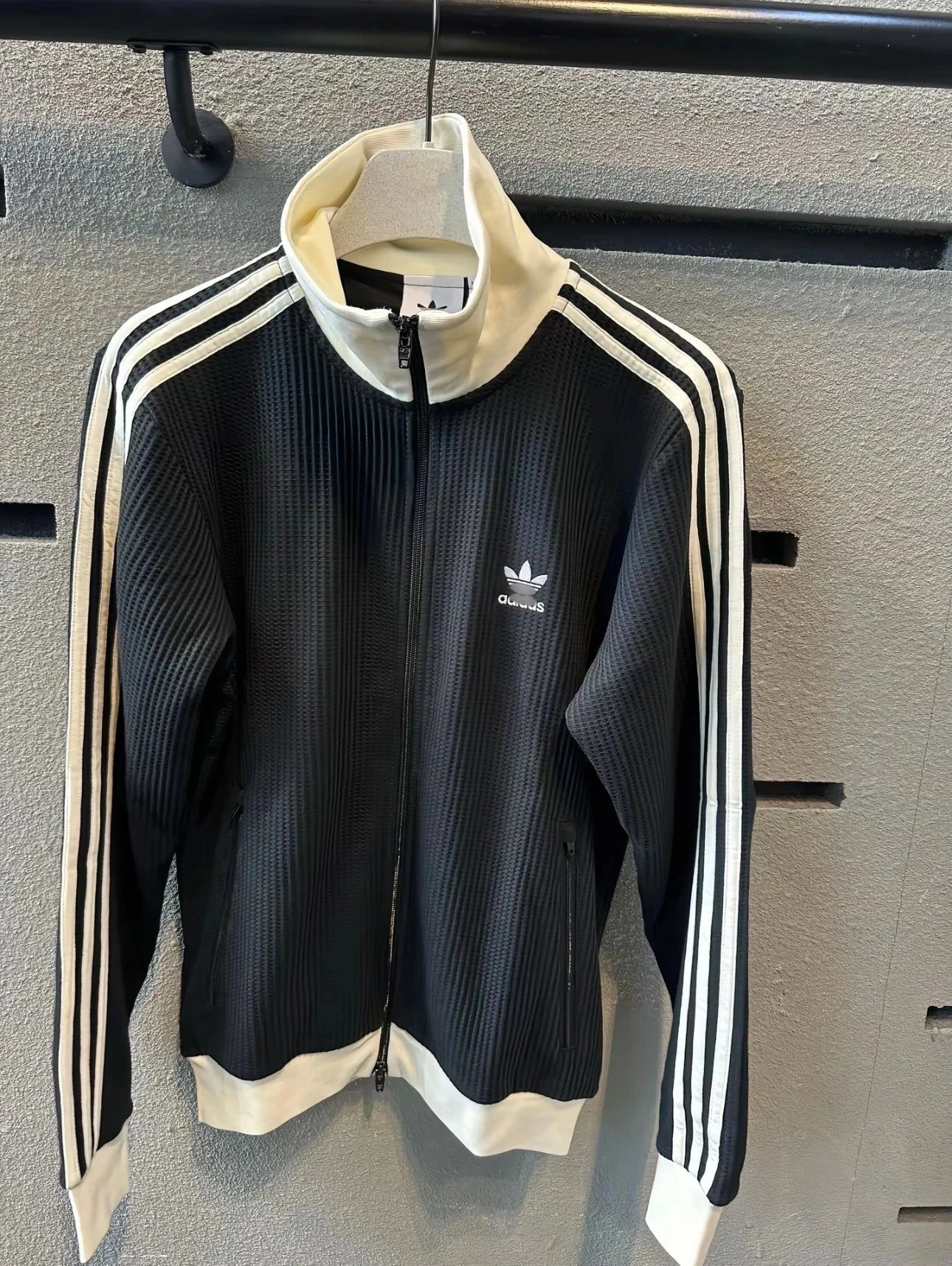 Couple Knit Sports Jacket photo 2