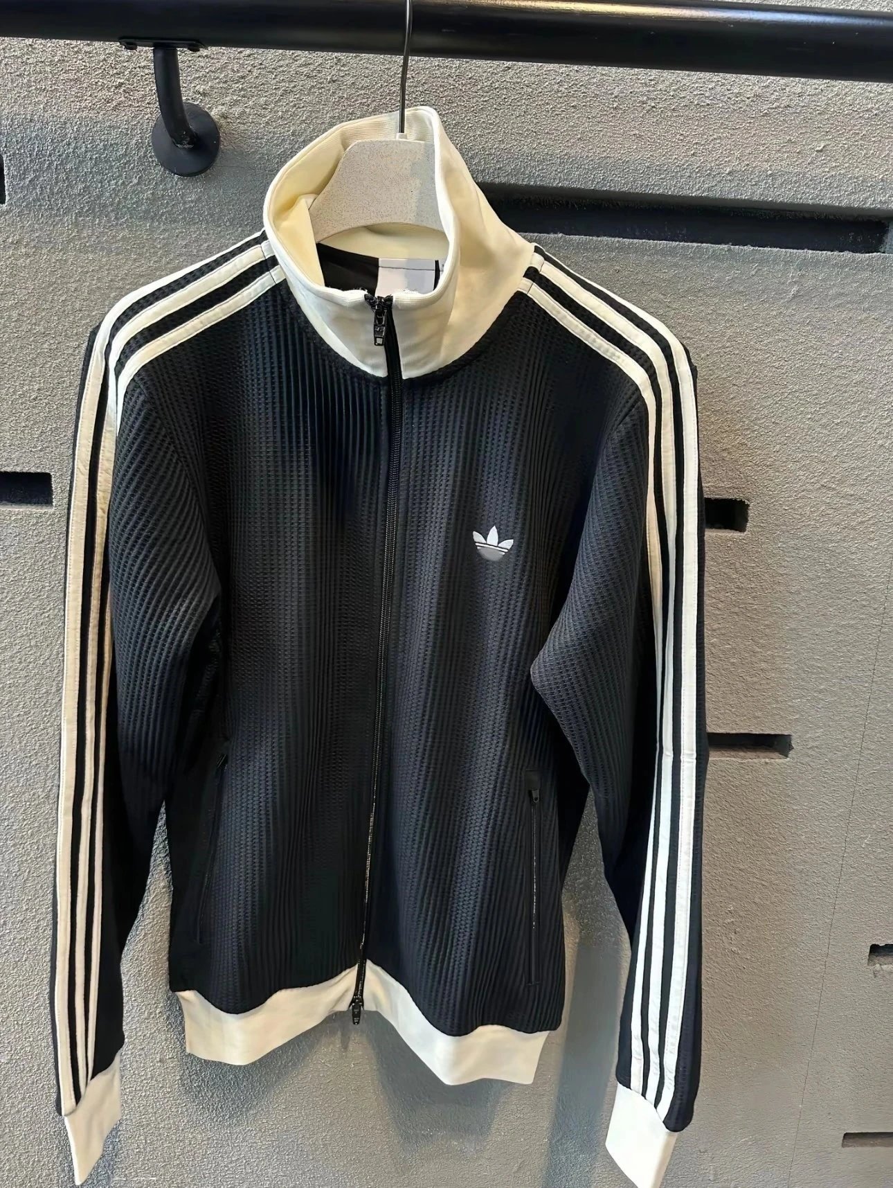 Couple Knit Sports Jacket photo 5