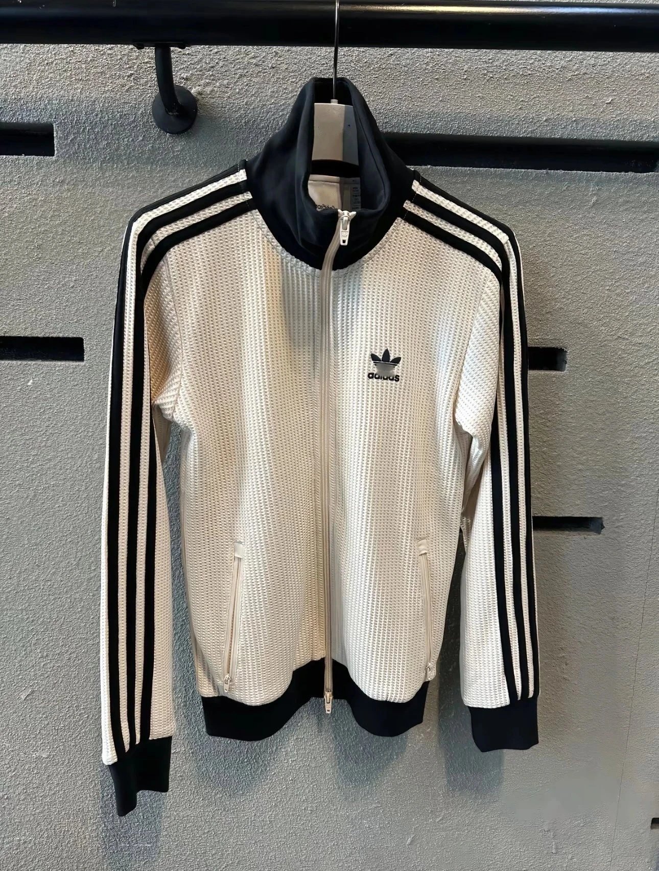Couple Knit Sports Jacket photo 3