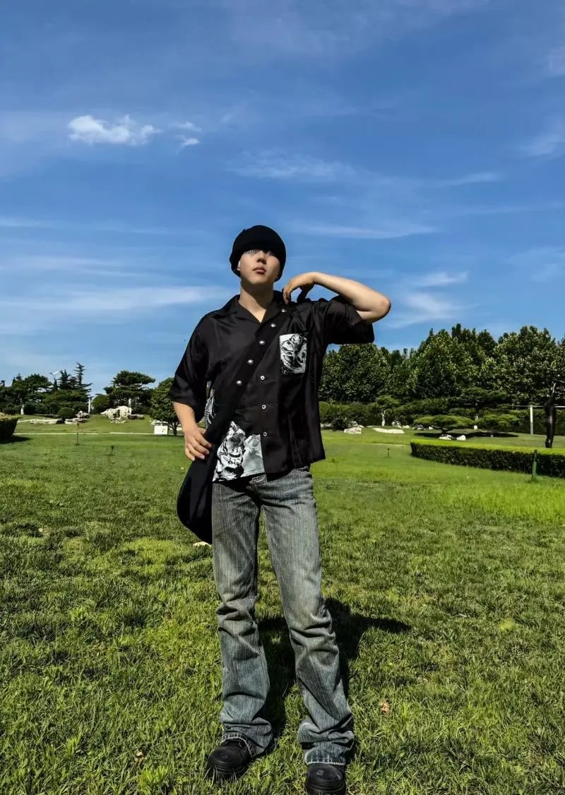 Loose Vintage Short Sleeve Shirt photo 8