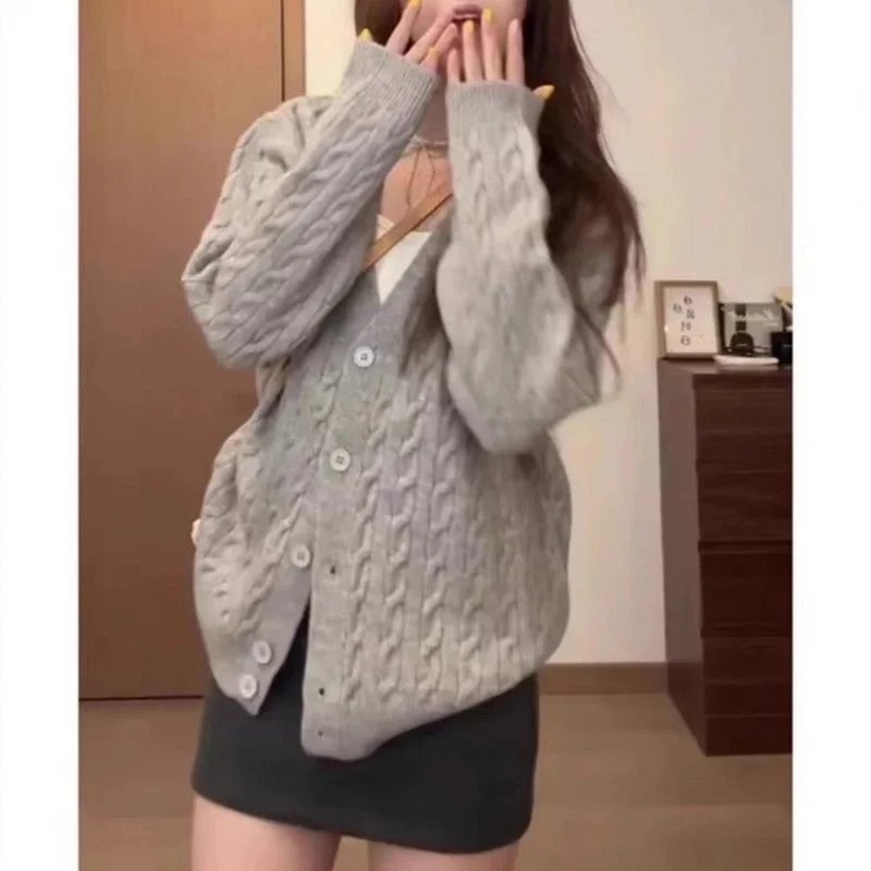 YUNSHU V-Neck Cable Knit Cardigan photo 4