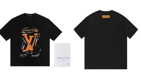 Louis Vuitton Graphic LV Print Black T-Shirt - 1