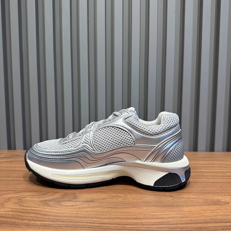 Leather Mesh Casual Running Shoes photo 3