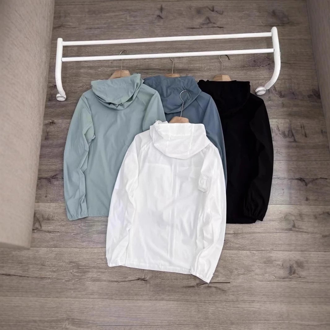 Lightweight Hooded Windbreaker Jacket