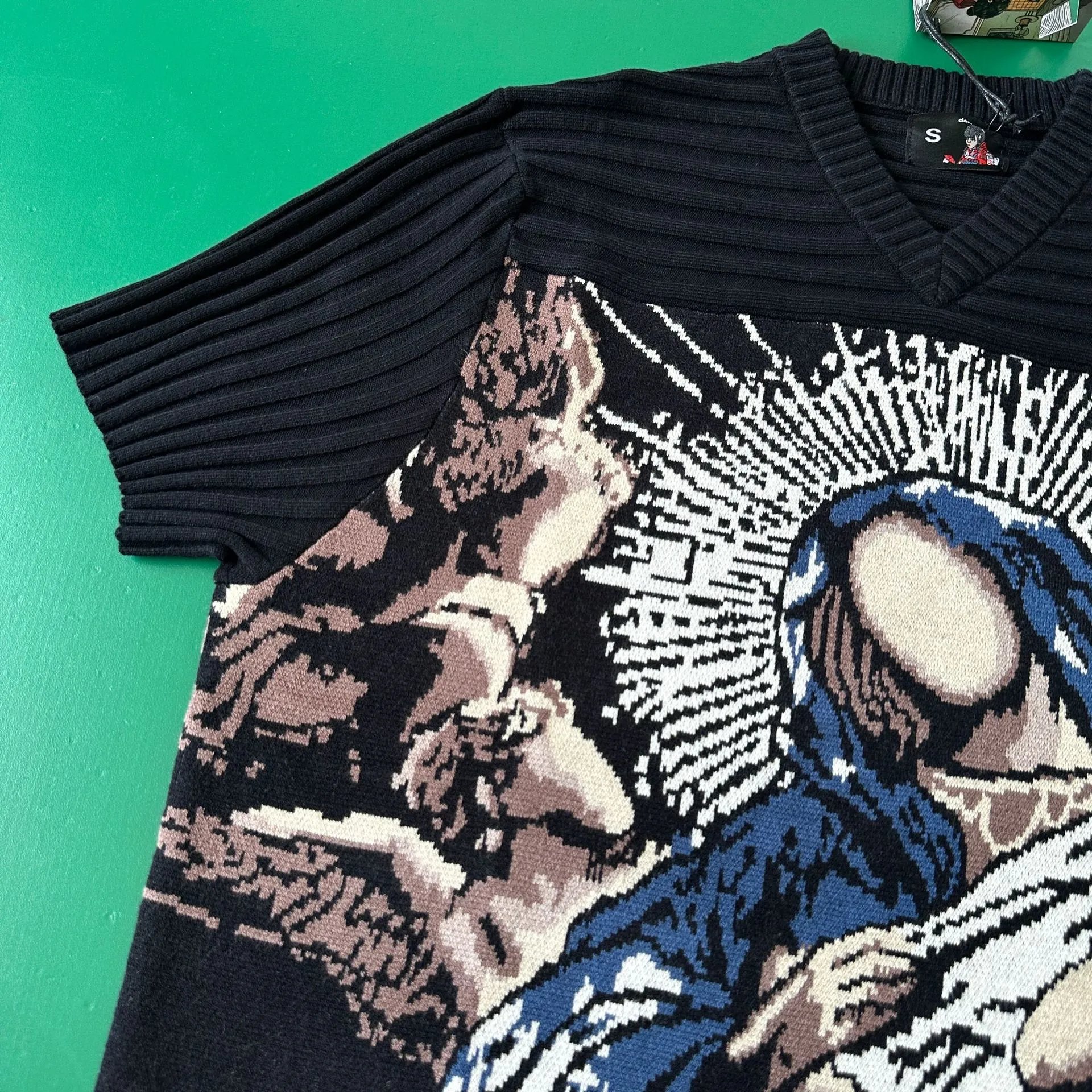 Unisex Black Graphic