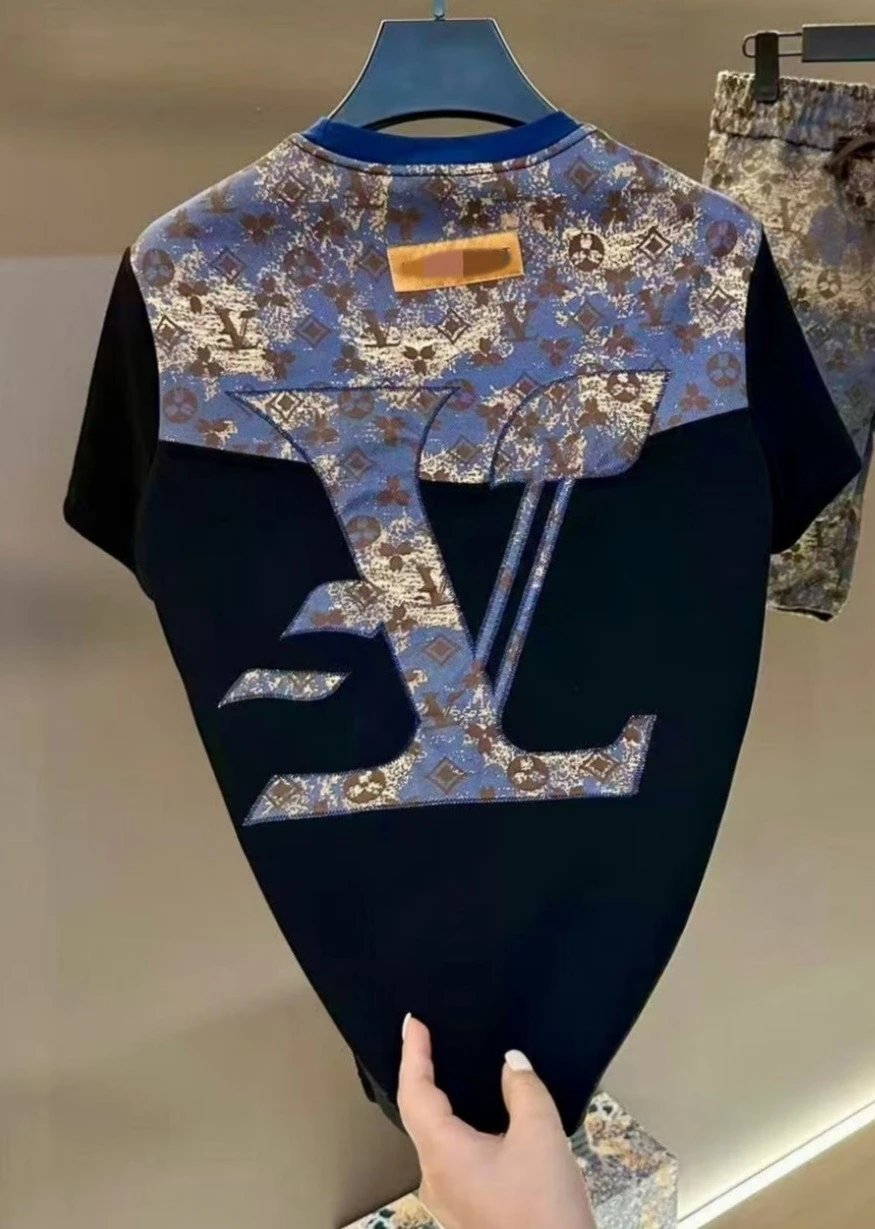 Louis Vuitton Matching Sets Monogram-print short-sleeve T-shirt and drawstring shorts set — A 101 Black
