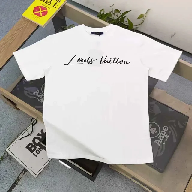 Louis Vuitton T-Shirts Graphic Print Short-Sleeve T-Shirt product detail image 2