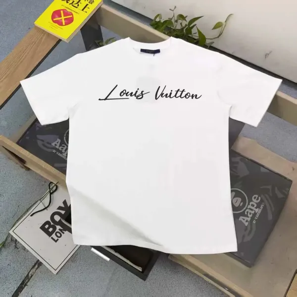 Louis Vuitton Logo Necklace Print Black T-Shirt - 3