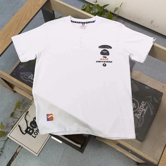 AAPE T-Shirts Short-Sleeve Graphic Crew-Neck T-Shirt product detail image 3