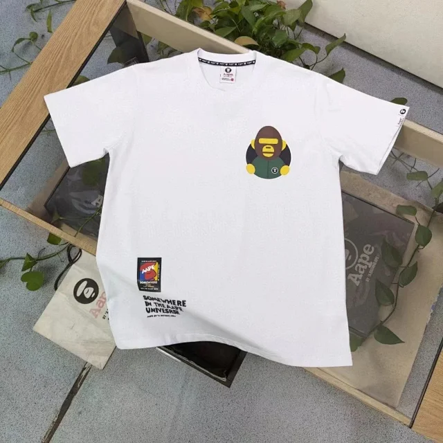 AAPE T-Shirts Short-Sleeve Graphic Crew-Neck T-Shirt product detail image 5
