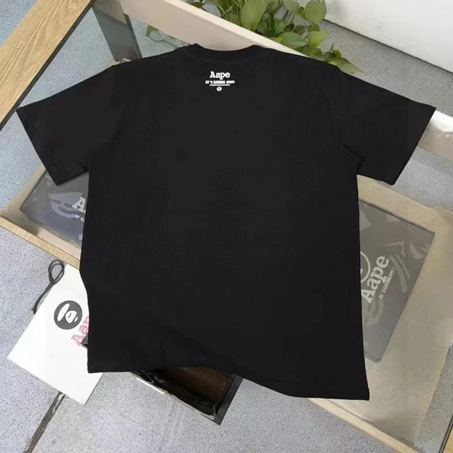 AAPE T-Shirts Short-Sleeve Graphic Crew-Neck T-Shirt product detail image 7