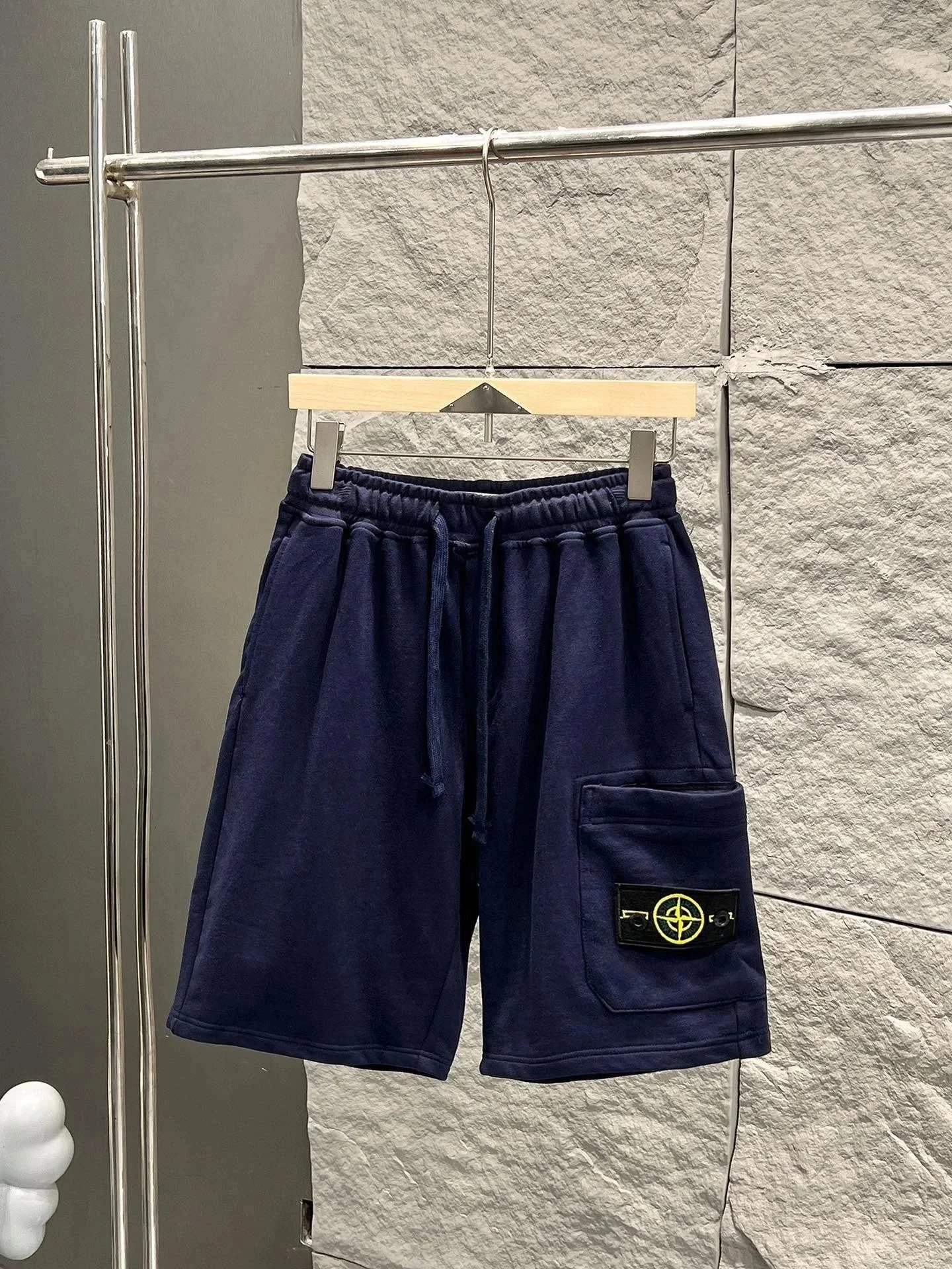 Stone Island Compass Logo Shorts Black / White - 7