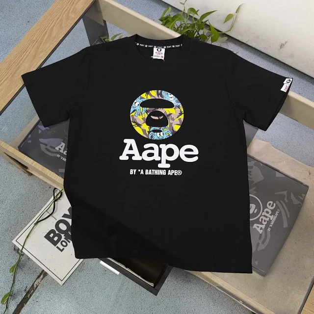 AAPE T-Shirts Short-Sleeve Graphic Crew-Neck T-Shirt product detail image 6