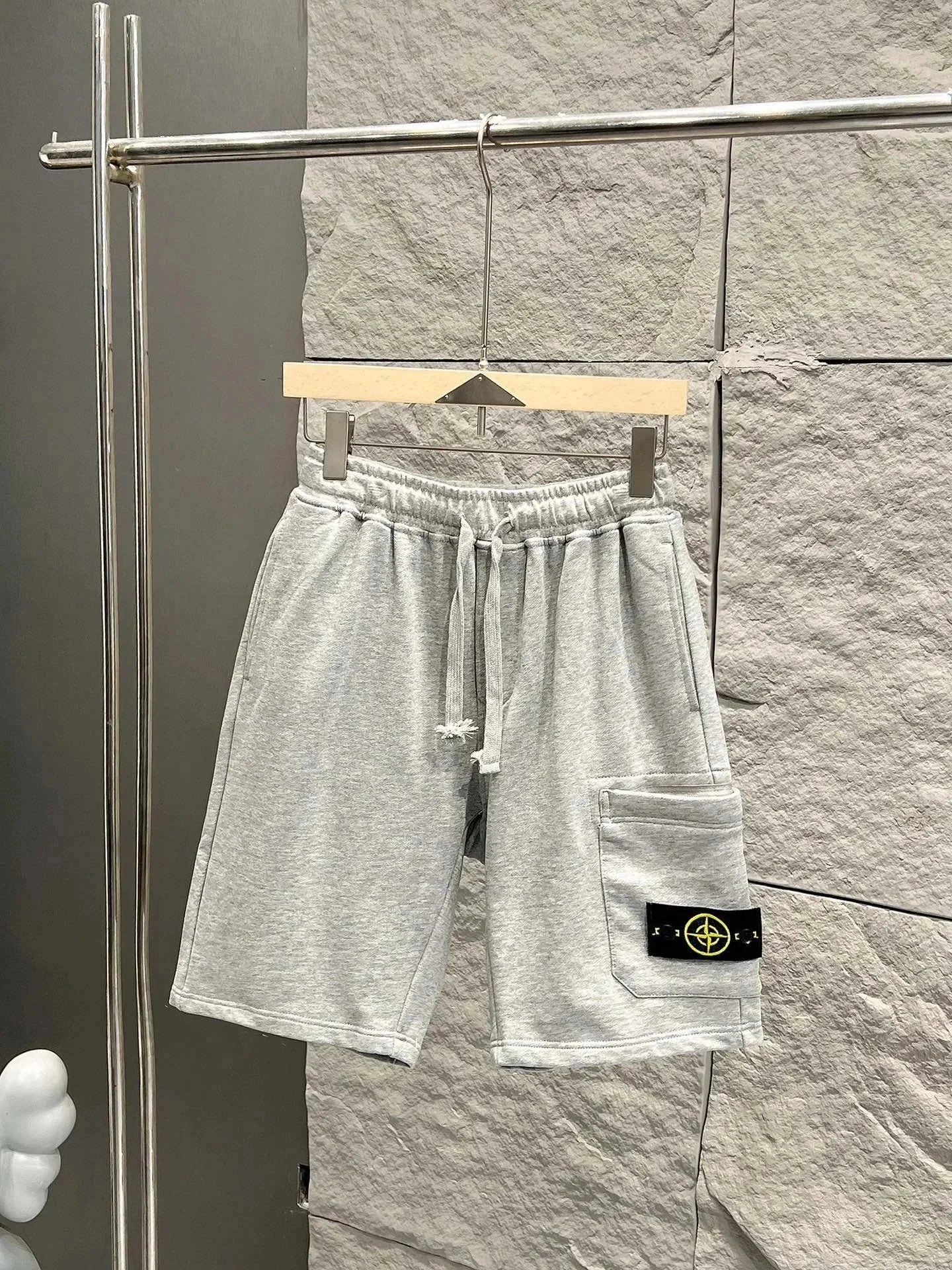 Stone Island Compass Logo Shorts Black / White - 4