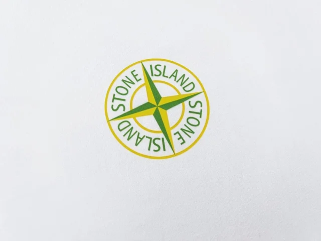 Stone Island T-Shirts Short-Sleeve Graphic Print T-Shirt product detail image 15