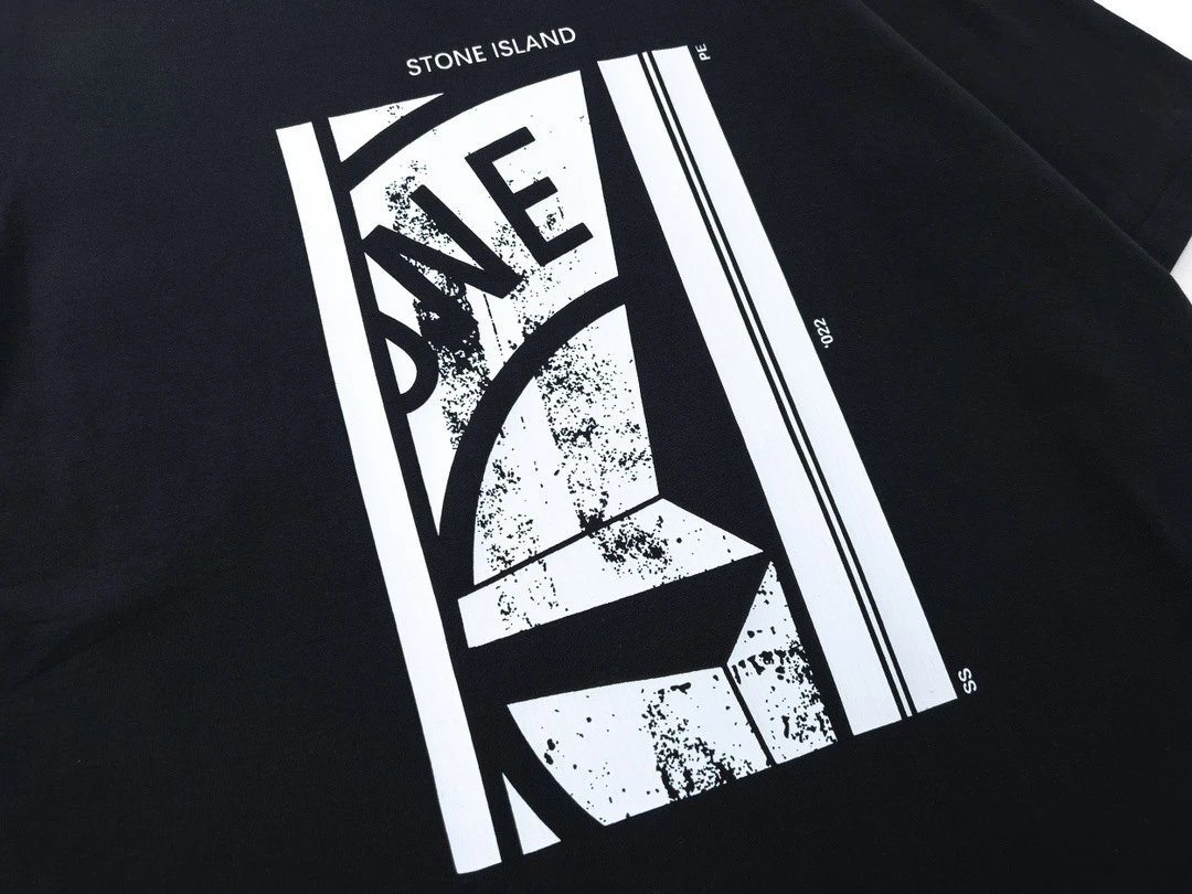 Stone Island Graphic Print Black T-Shirt - 23
