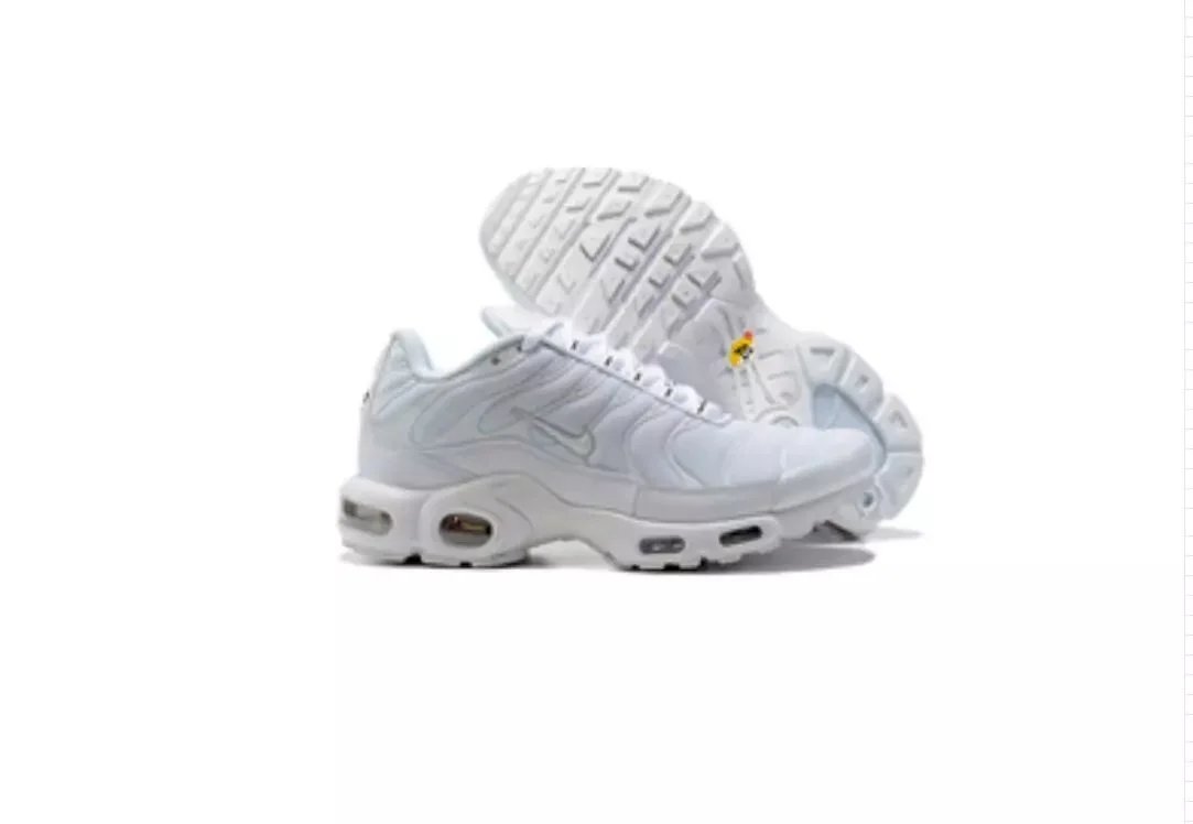 Nike Air Max Plus White Navy Red Sneakers - 17