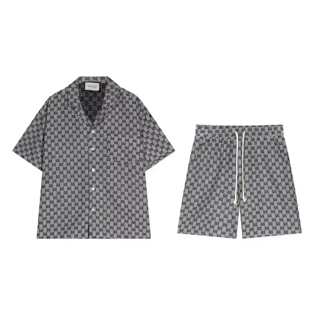 Dior Matching Sets 13-SQ002 Short-Sleeve T-Shirt and Drawstring Shorts Set with All-Over Monogram Pattern product detail image 14