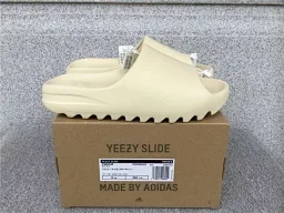 thumbnail for Fashion slippers (non-quality problems, non-returnable and non-exchangeable) do not include the anti-counterfeiting buckle PH01 on the picture