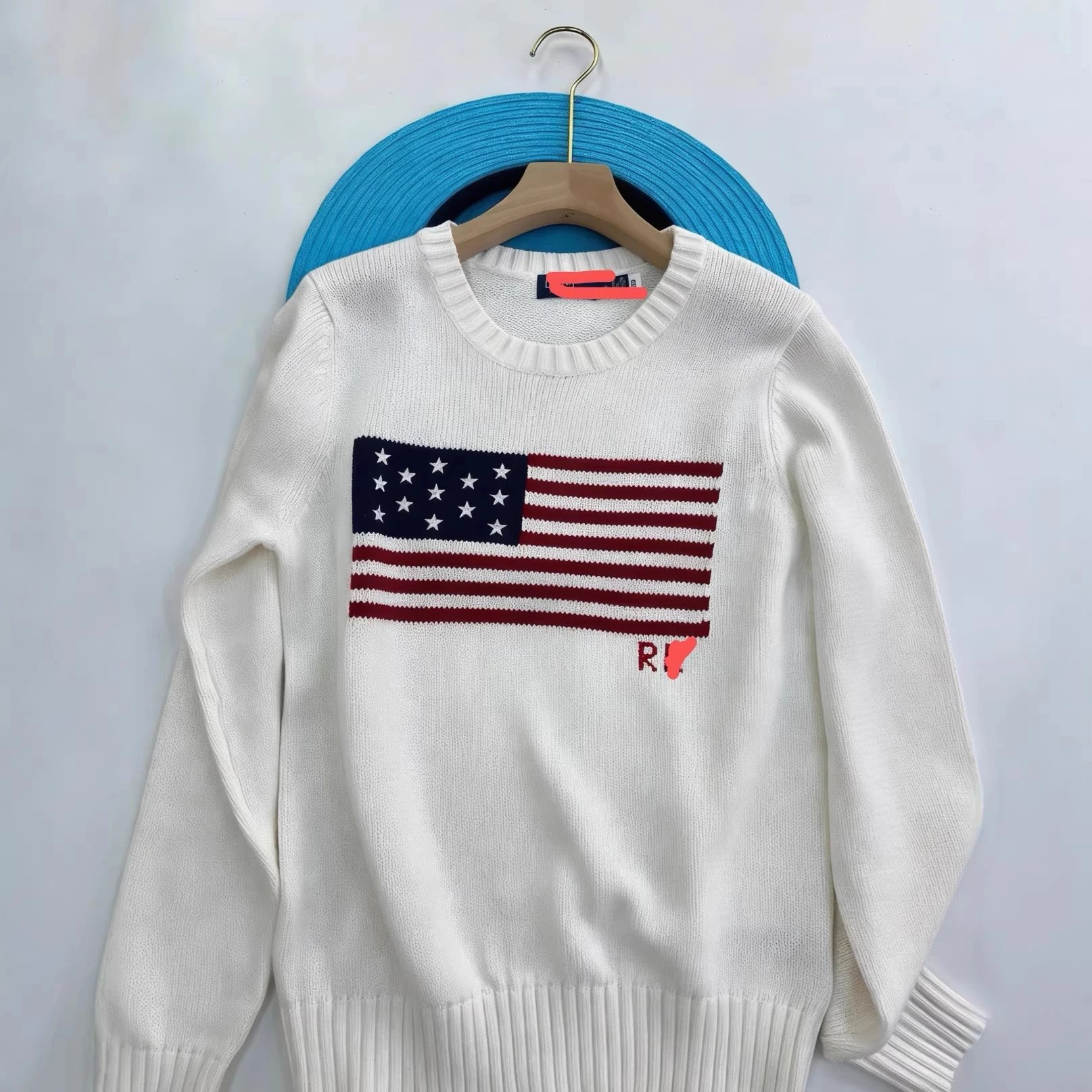 Men's Crewneck Sweater with Intarsia American Flag Graphic
