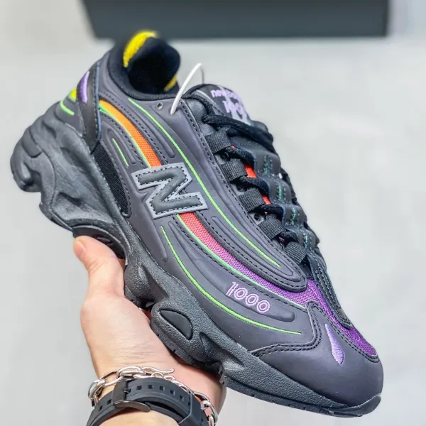 New Balance 1000 Black Chunky Sneakers - 19