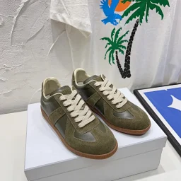 thumbnail for Cowhide retro German training shoes for men and women small white shoes genuine leather soft leather couple Forrest Gump training board shoes