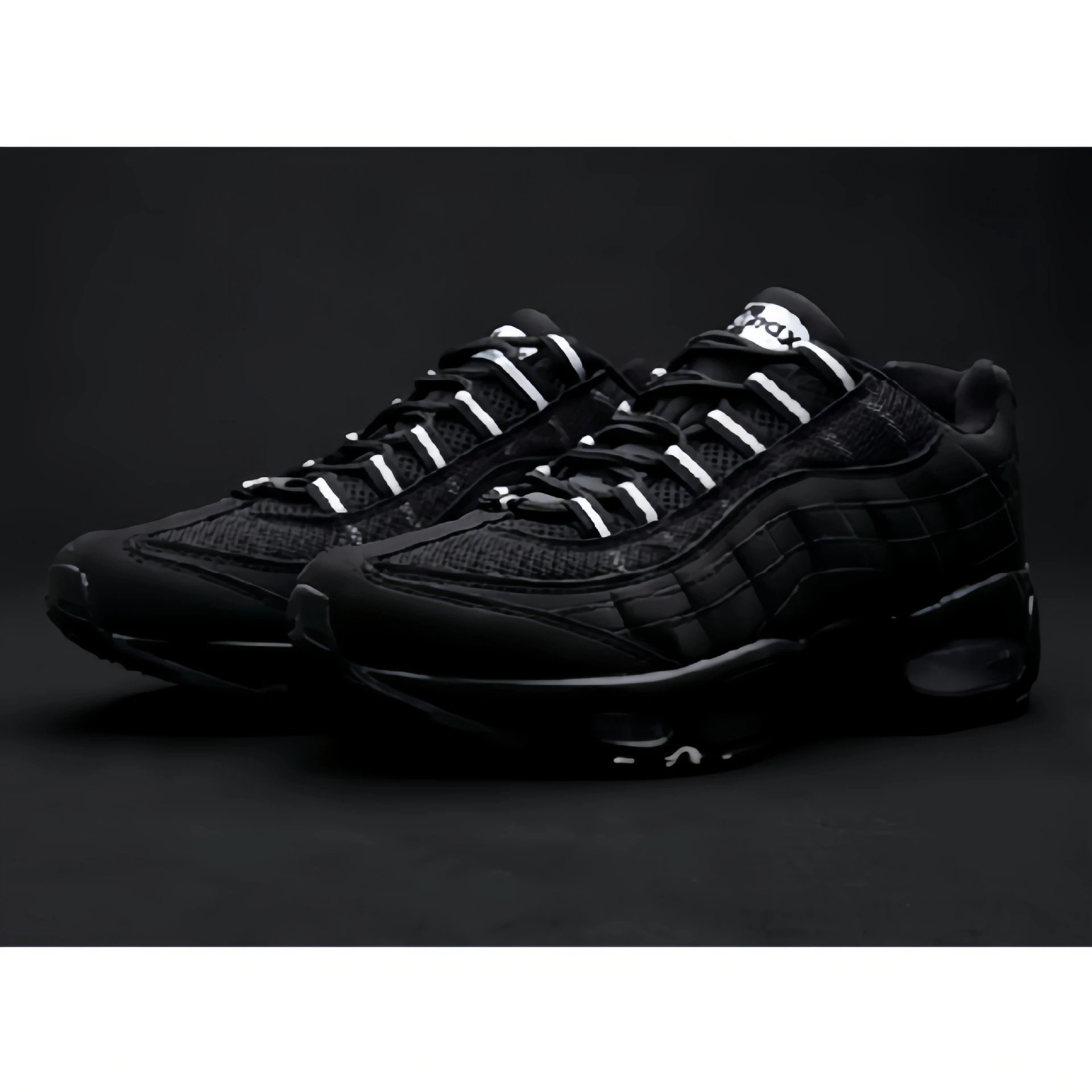 95-36-46-black and white shoelaces