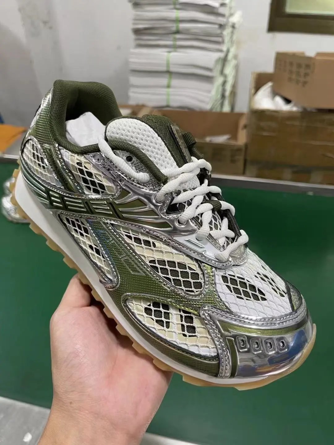 Bottega Veneta Dad Shoe Vintage Casual Sneaker photo 4