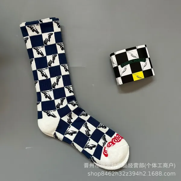 Design Pixel Flame Graphic Sock Green - 19