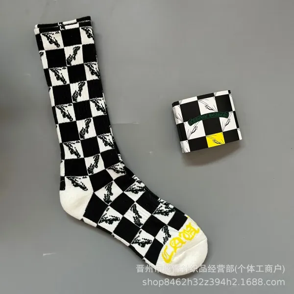 Design Pixel Flame Graphic Sock Green - 18