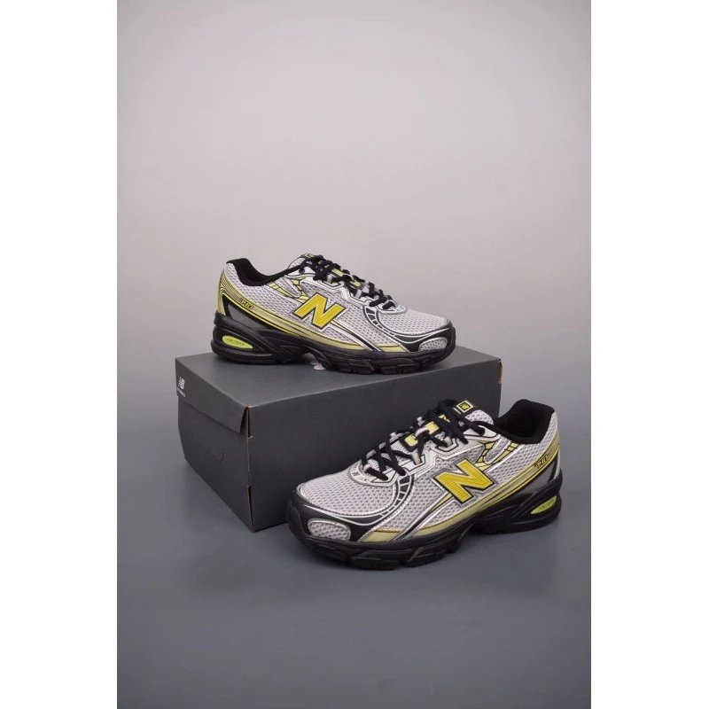 New Balance 740 Retro Running Shoe photo 3