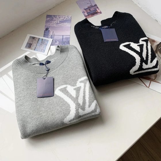 LS sweater collection