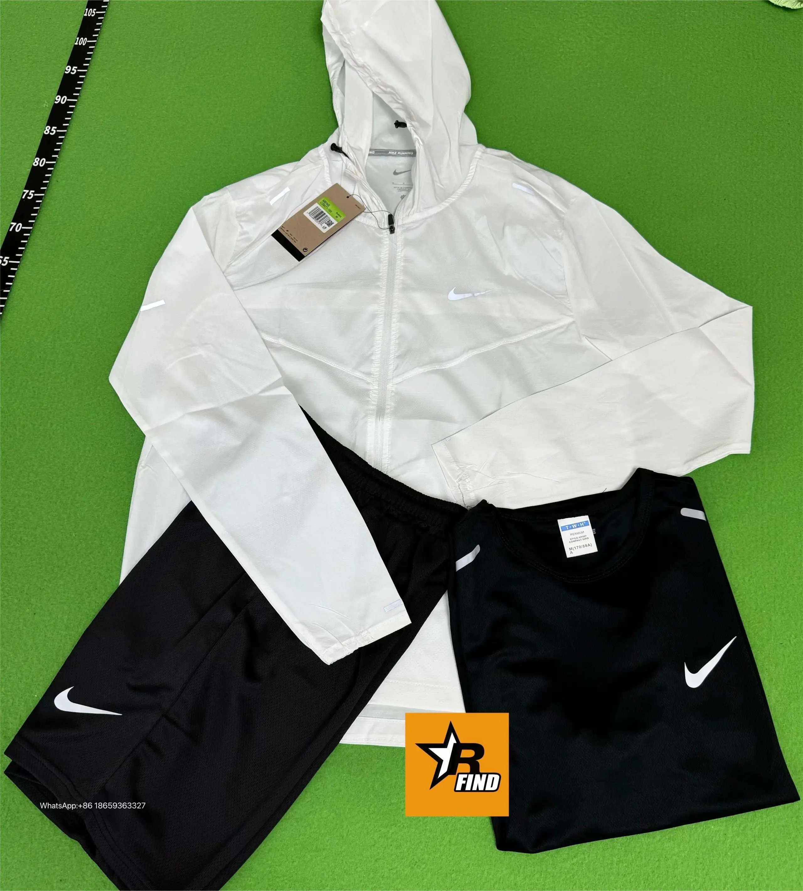 Nike 3-Piece Set 5