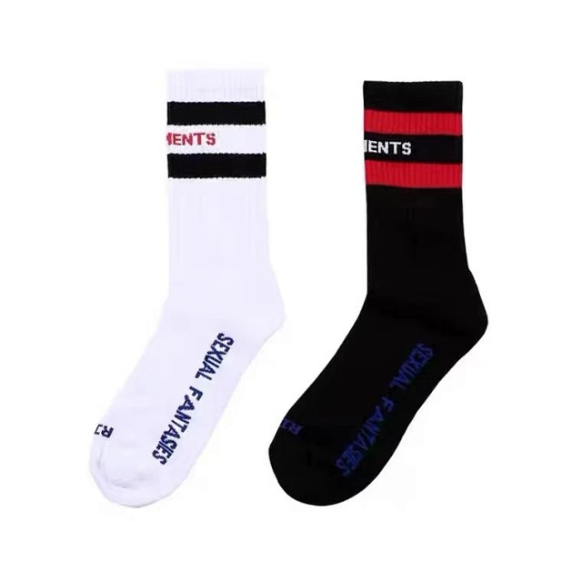 Vetements Socks: seller detail photo 1