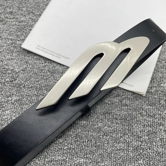 Balenciaga Sporty Belt: seller detail photo 5