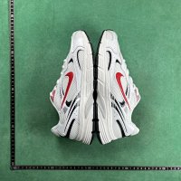 Nike V5 RNR