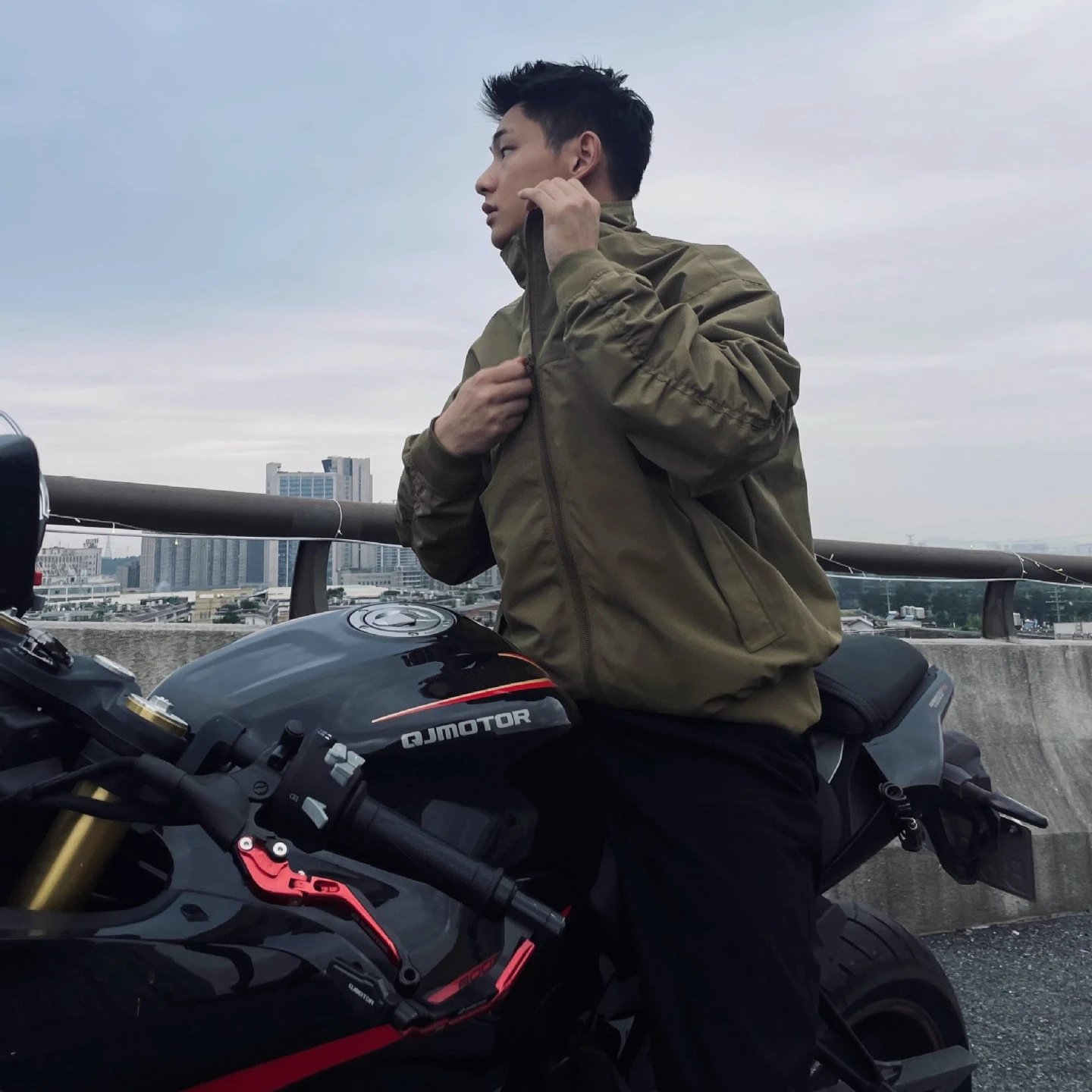 American Style Jacket Spring Summer Stand Collar Windbreaker Solid Color Vintage Outdoor Workwear Bomber Jacket Coat Top