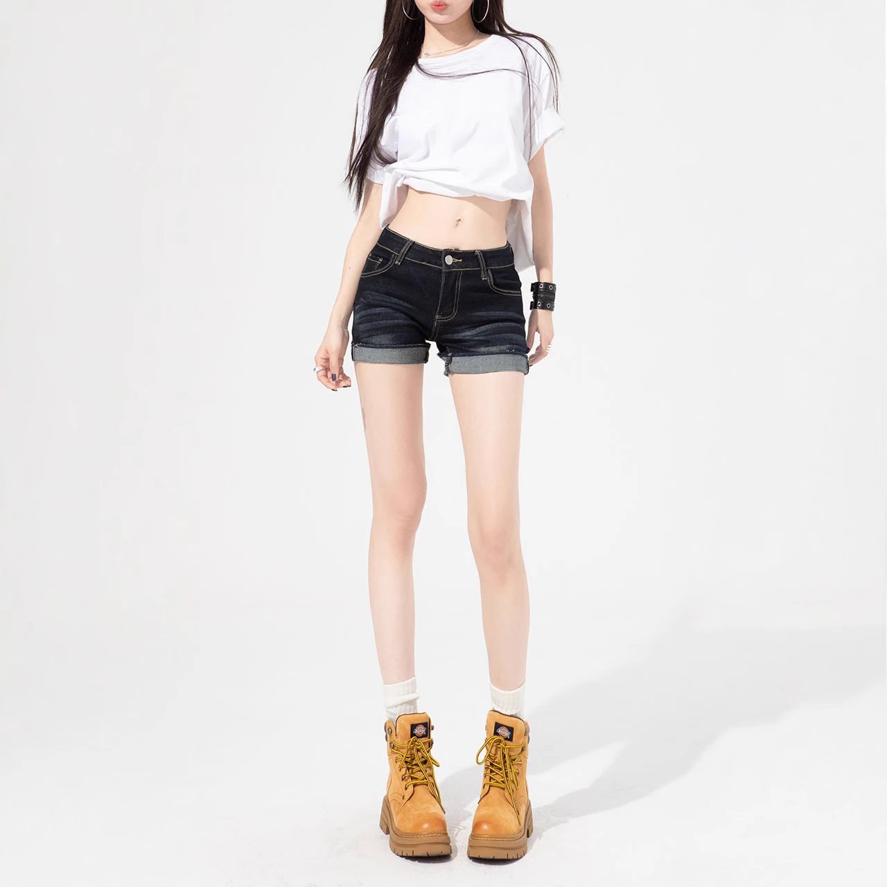 低腰牛仔短裤女夏季弹力卷边紧身显瘦包臀外穿美式包臀辣妹热裤