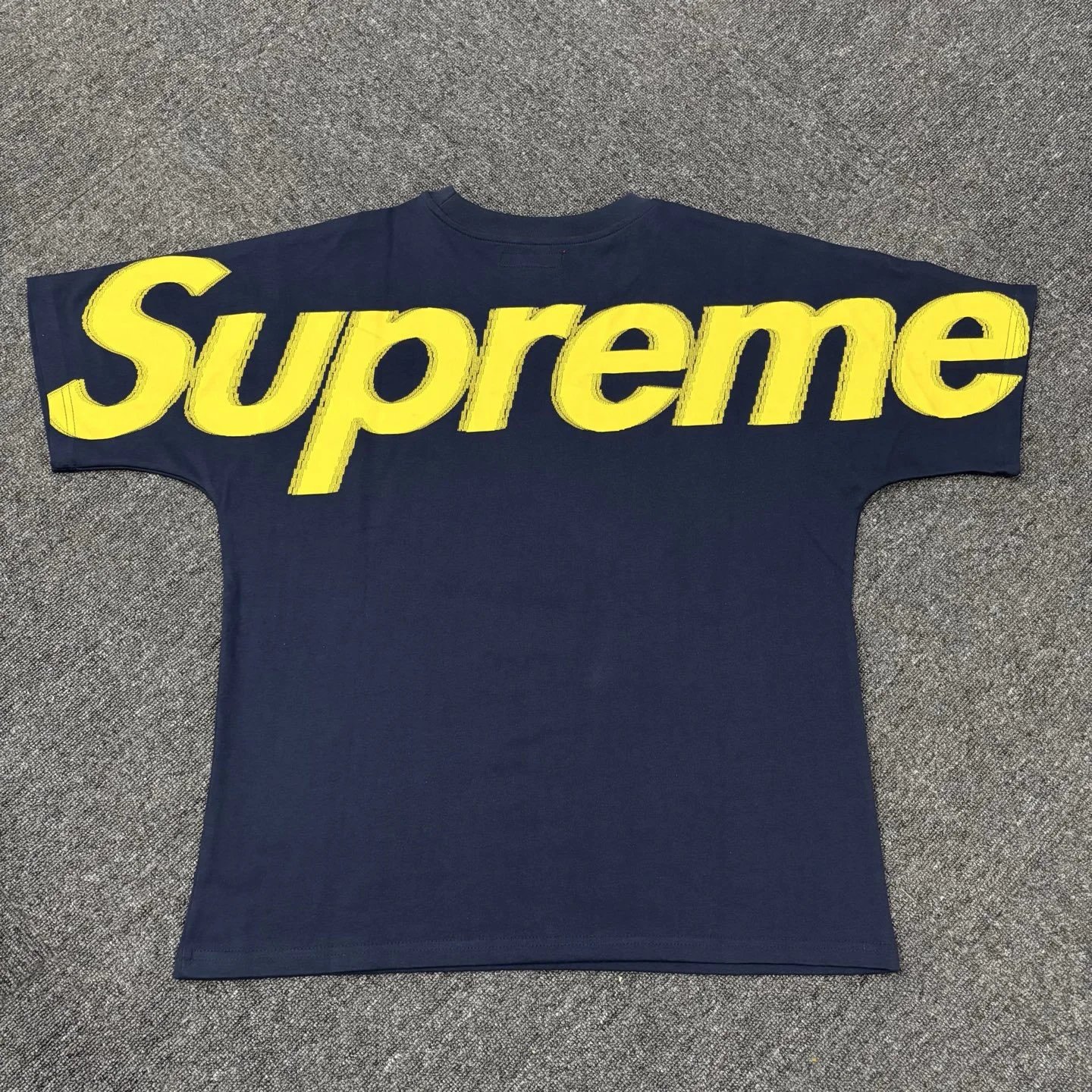 Supreme T-Shirts Logo Print Short-Sleeve T-Shirt image 3