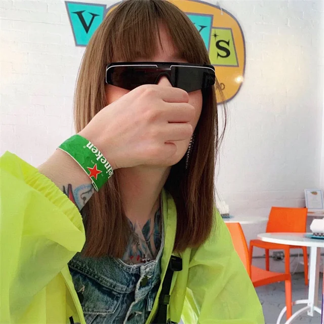 Unbranded Eyewear Shield Sunglasses product detail image 2