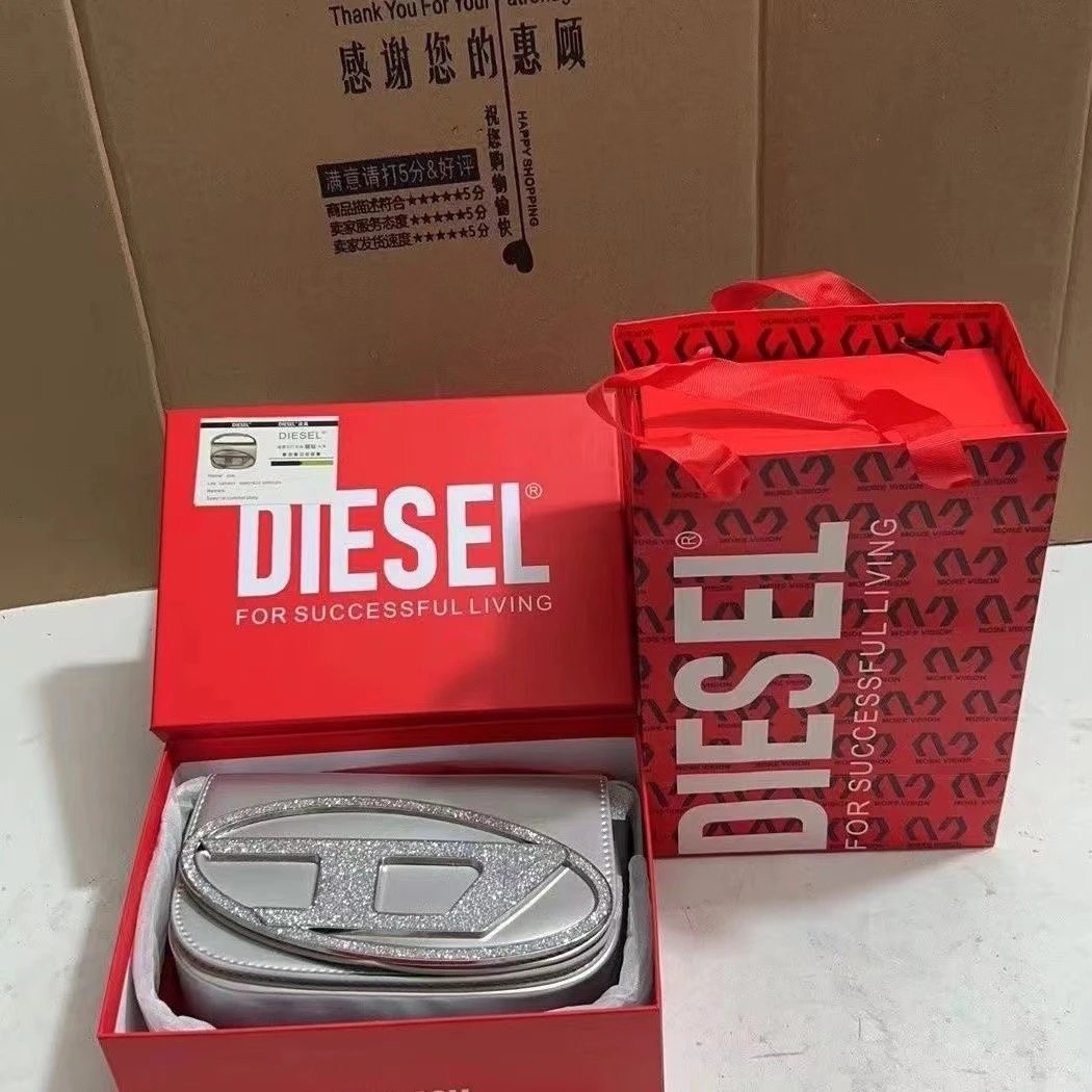 Diesel Shoulder Bags 1DR oval-logo bag — Silver silver badge