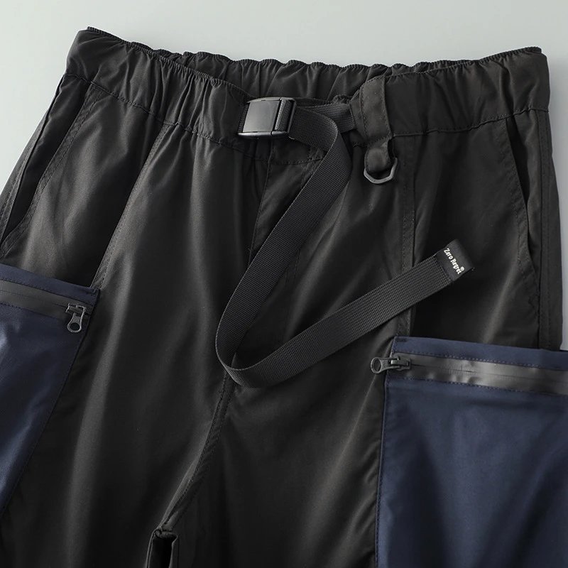 Design Cargo Shorts with Zippered Pockets and Belt Loop in Army Green - 7