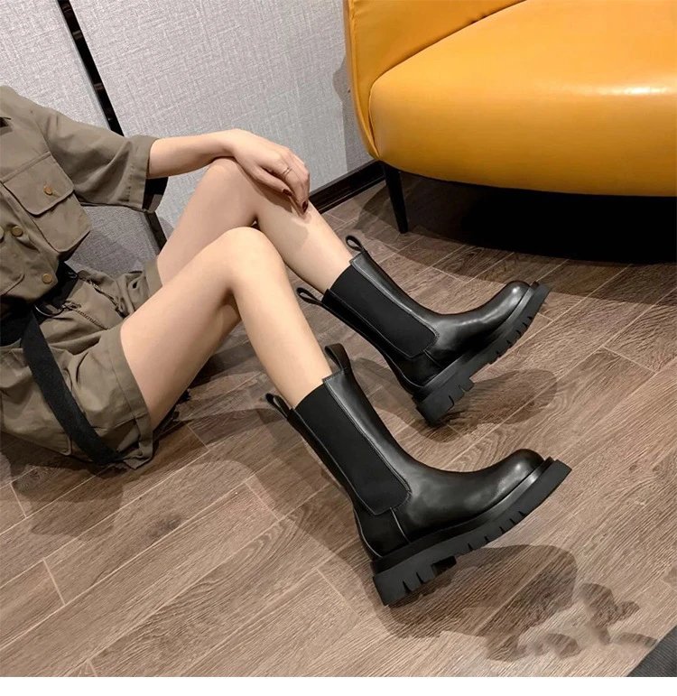 Black Chunky Sole Chelsea Boots - 17